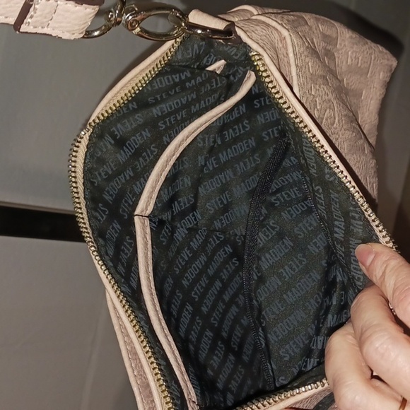 Blush Pink Steve Madden purse - Picture 10 of 10